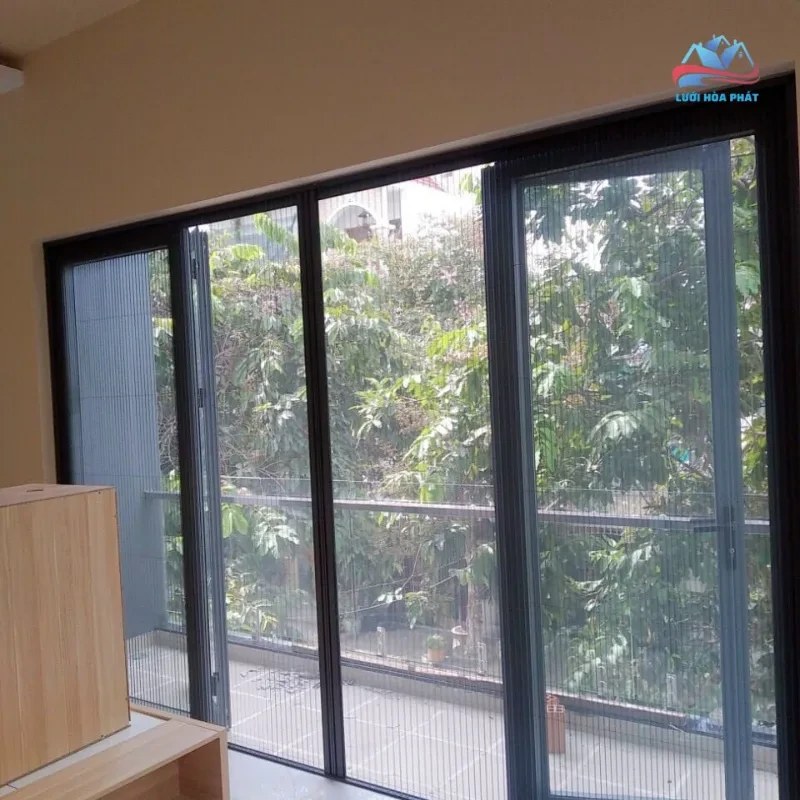 thi công cửa lưới