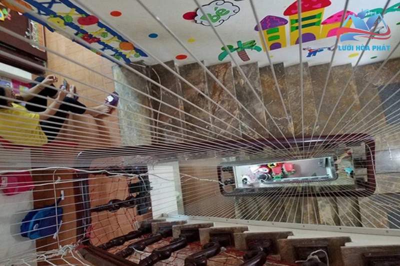 Lưới Hòa Phát - Đối tác cung cấp lưới cầu thang an toàn trường mầm non uy tín