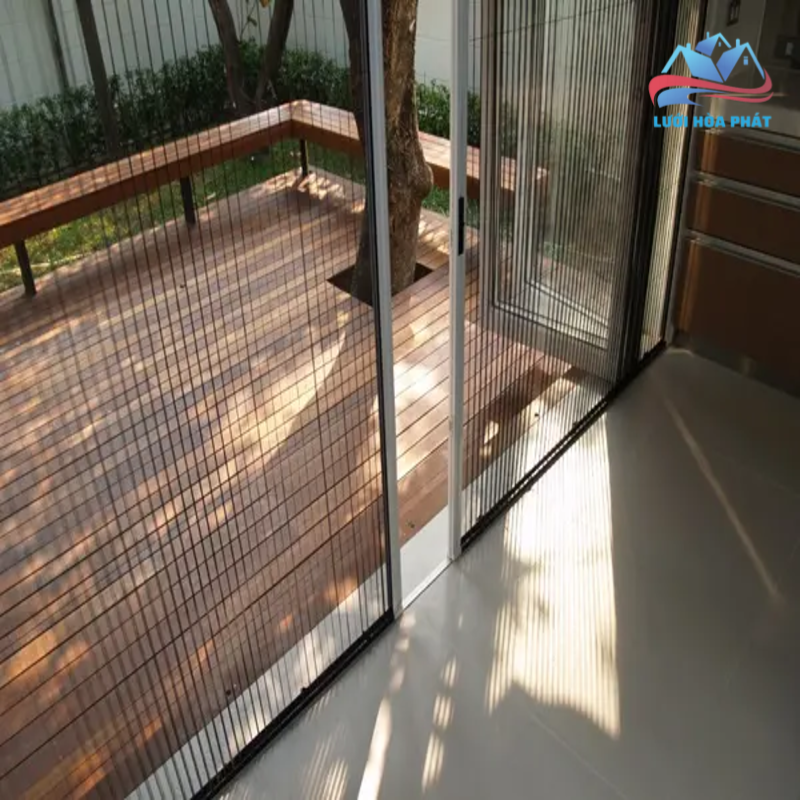 Ưu điểm vượt trội của cửa lưới chống muỗi tự cuốn ngang 