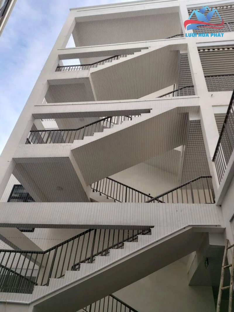 Sản phẩm lưới bảo vệ ban công của Lưới Hòa Phát