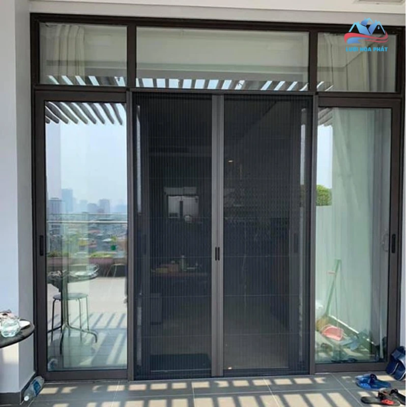 Ứng dụng và vị trí lắp đặt phù hợp cửa lưới chống muỗi  tự cuốn ngang 
