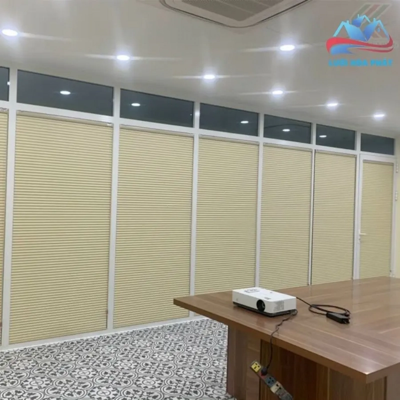 Sự khác biệt so với vách ngăn cố định