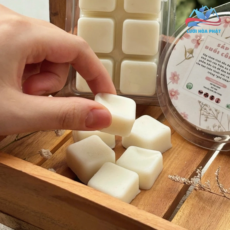 Các thành phần chính của sáp thơm đuổi côn trùng