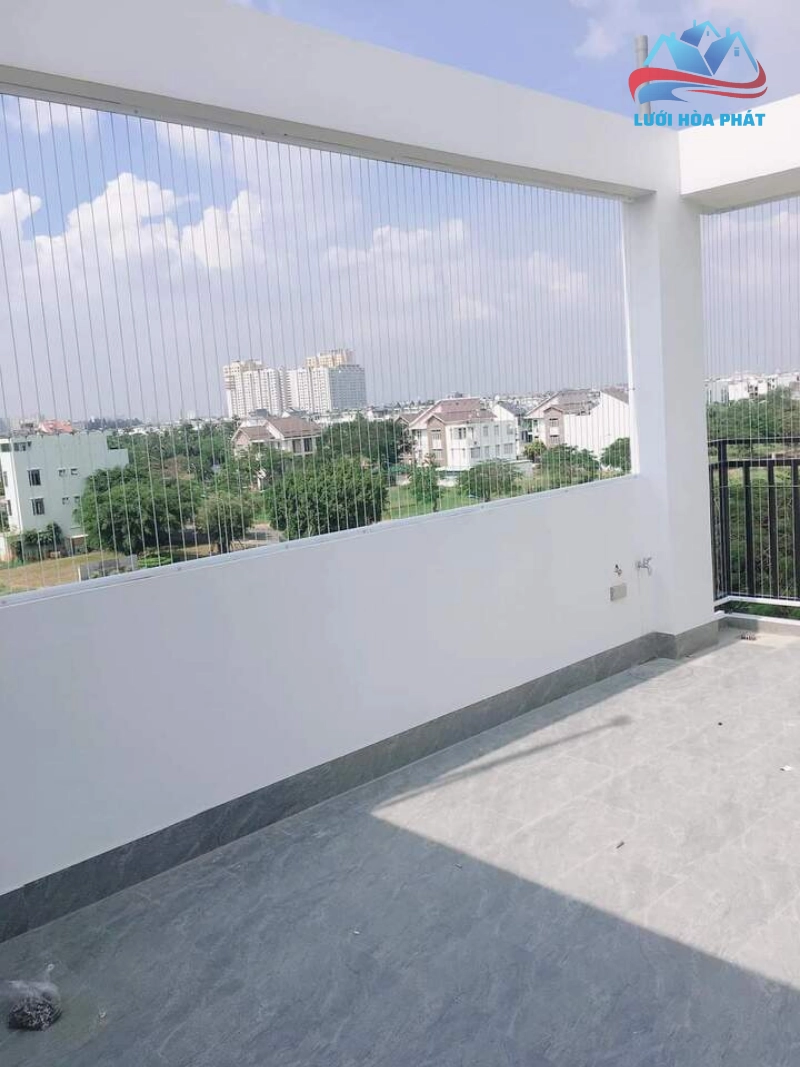 Lợi ích vượt trội của cửa lưới an toàn sân thượng