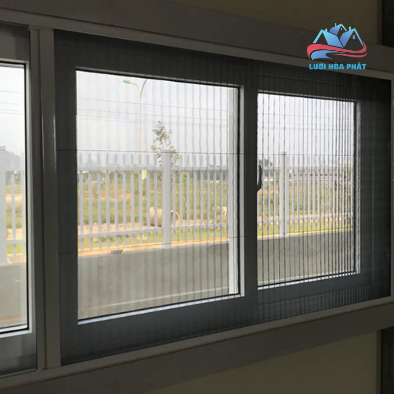 Quy trình lắp đặt cửa lưới chống muỗi dạng đóng mở chuyên nghiệp tại Lưới Hòa Phát