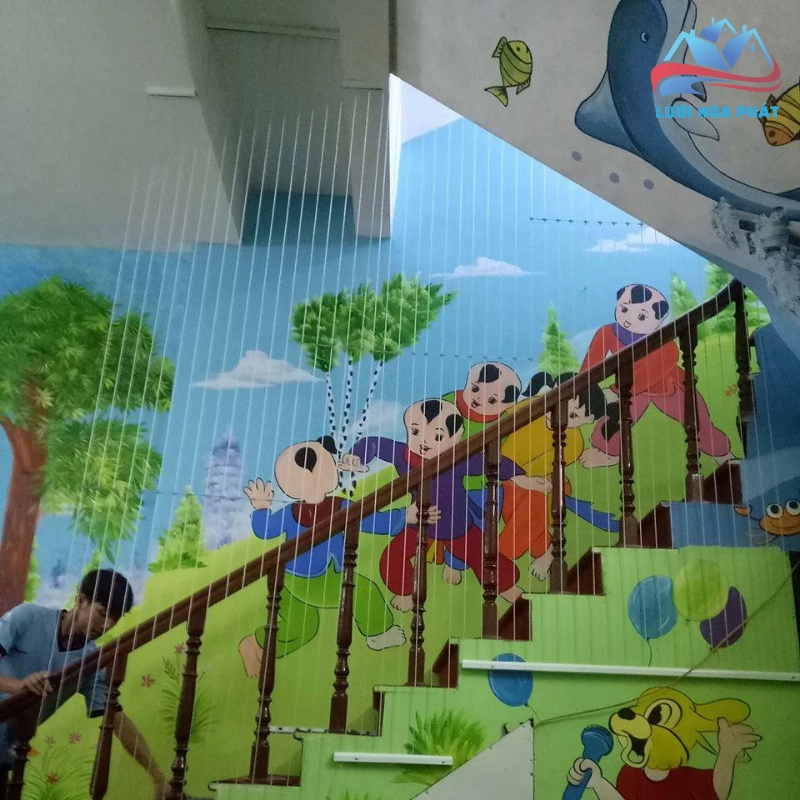 Tổng quát về lưới cầu thang trường mầm non