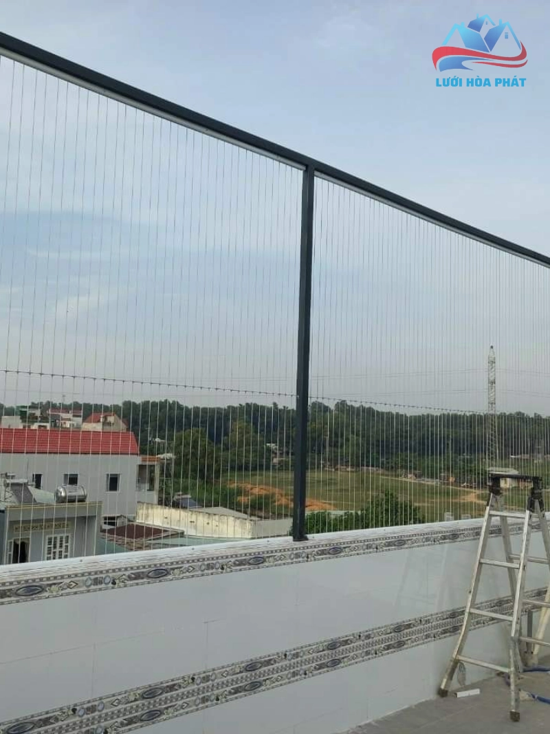 Lưới an toàn cáp thép mạ kẽm bọc nhựa chống UV