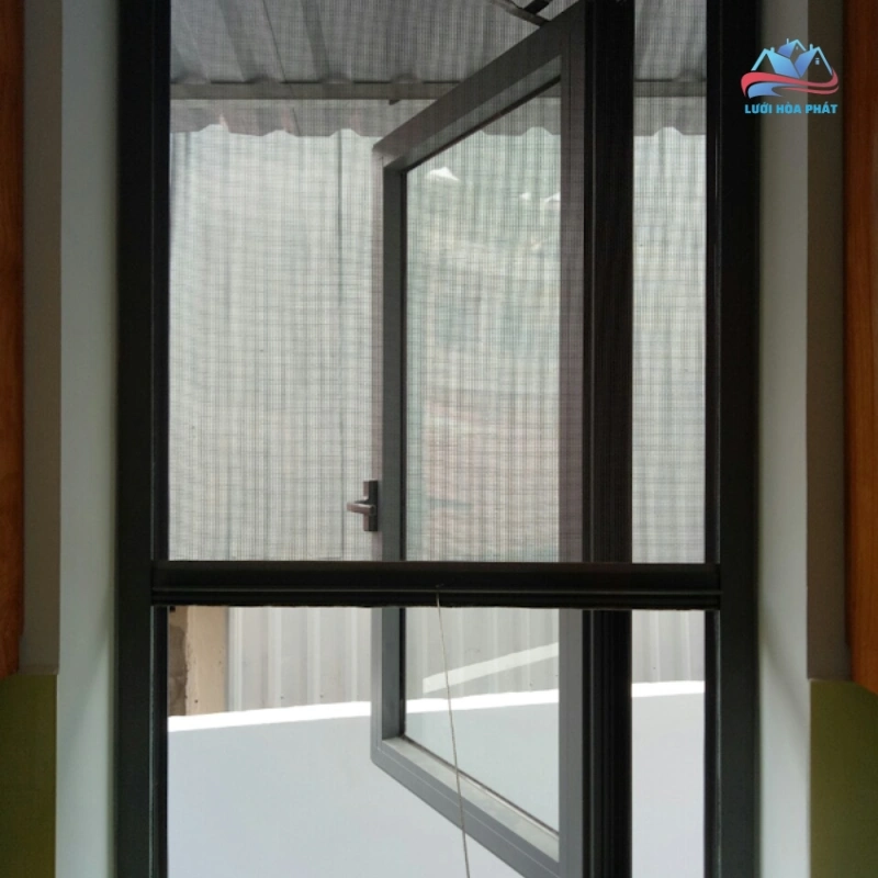 Cửa lưới chống muỗi dạng tự cuốn