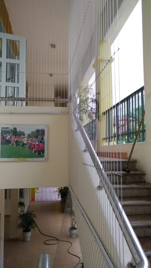 Lưới Cầu Thang Mẫu 2024